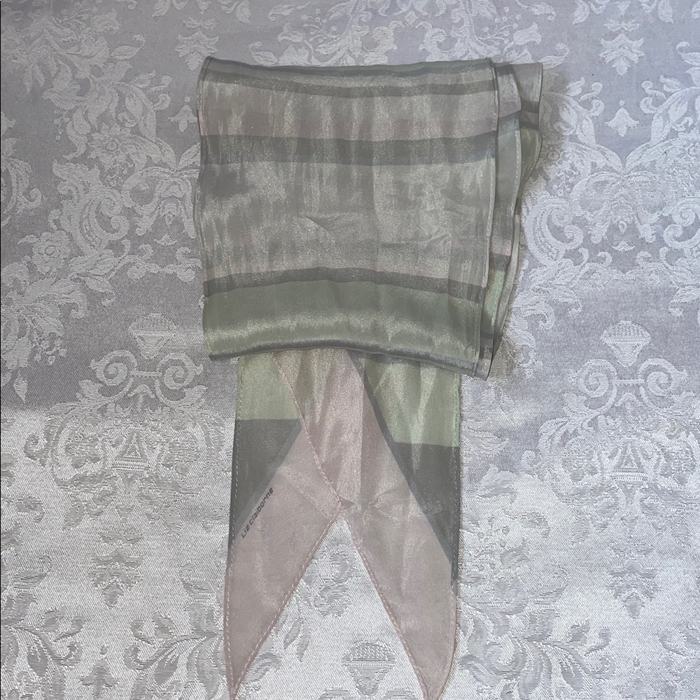 Vintage 1970’s Liz Claiborne Sheer Gray & light green Scarf - Picture 2 of 4